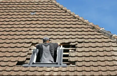 Pose de velux - La Longeville